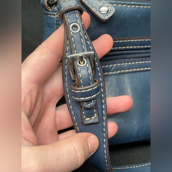 St. John’s Bay Vintage Blue Leather Handbag - Picture 13 of 15